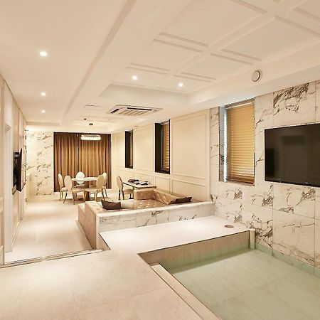 אינצ'ון Hotel Wanted מראה חיצוני תמונה