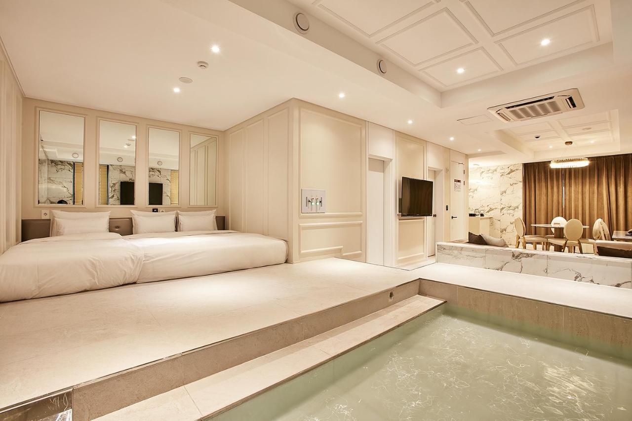 אינצ'ון Hotel Wanted מראה חיצוני תמונה