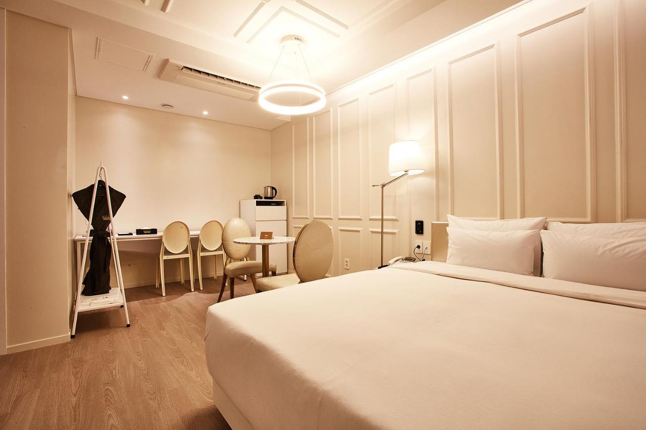 אינצ'ון Hotel Wanted מראה חיצוני תמונה