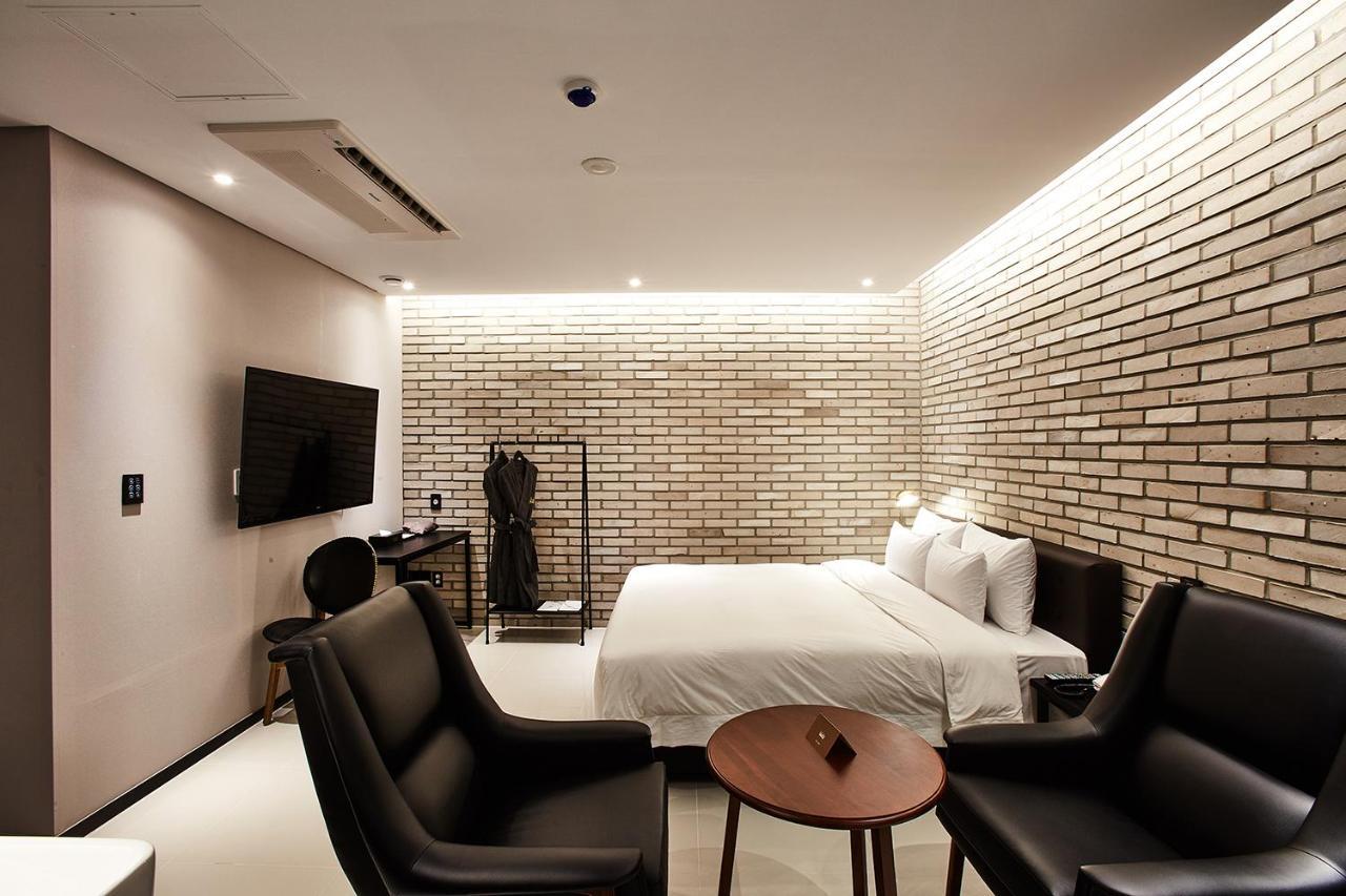 אינצ'ון Hotel Wanted מראה חיצוני תמונה