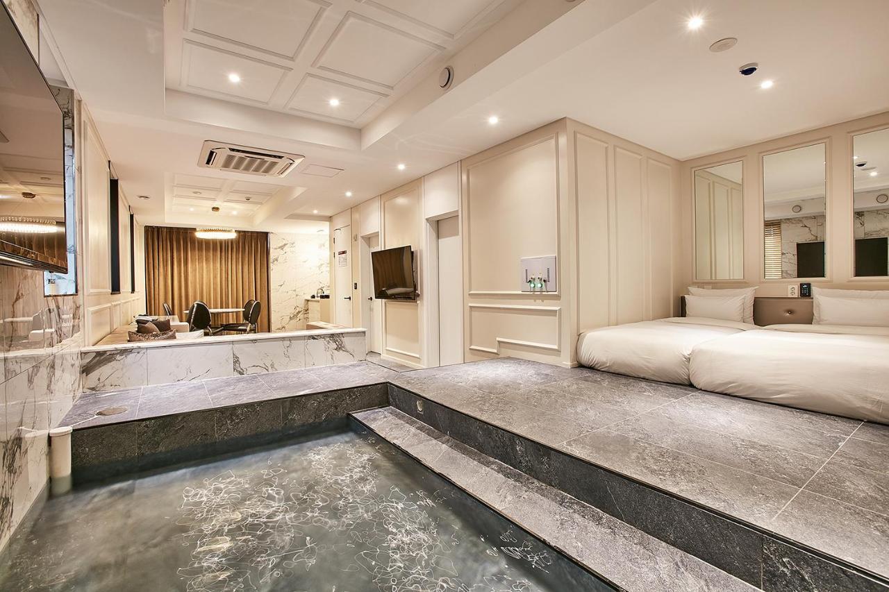 אינצ'ון Hotel Wanted מראה חיצוני תמונה